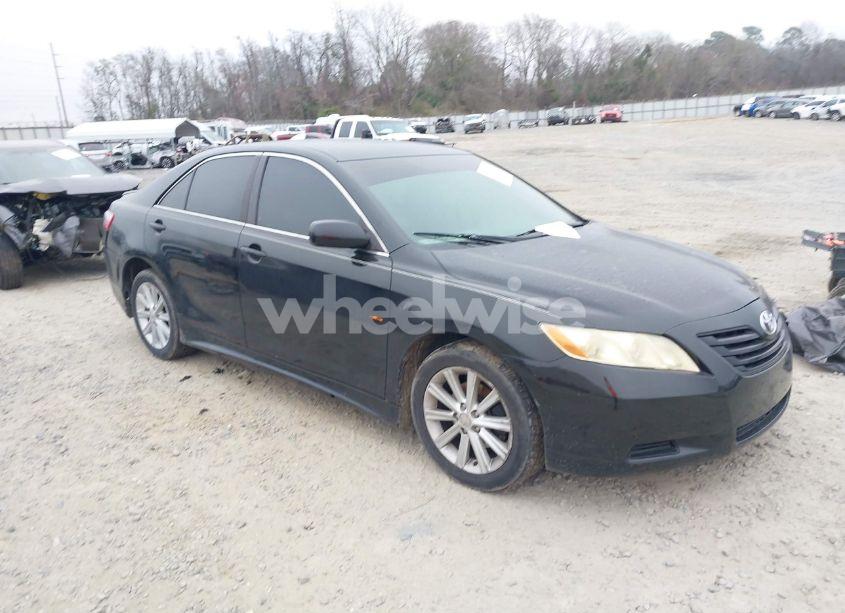 2007 Toyota Camry LE (VIN 4T1BE46K37U127916) main photo