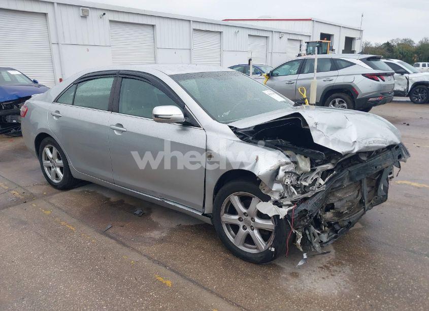 2007 Toyota Camry LE (VIN 4T1BE46K37U134381) main photo