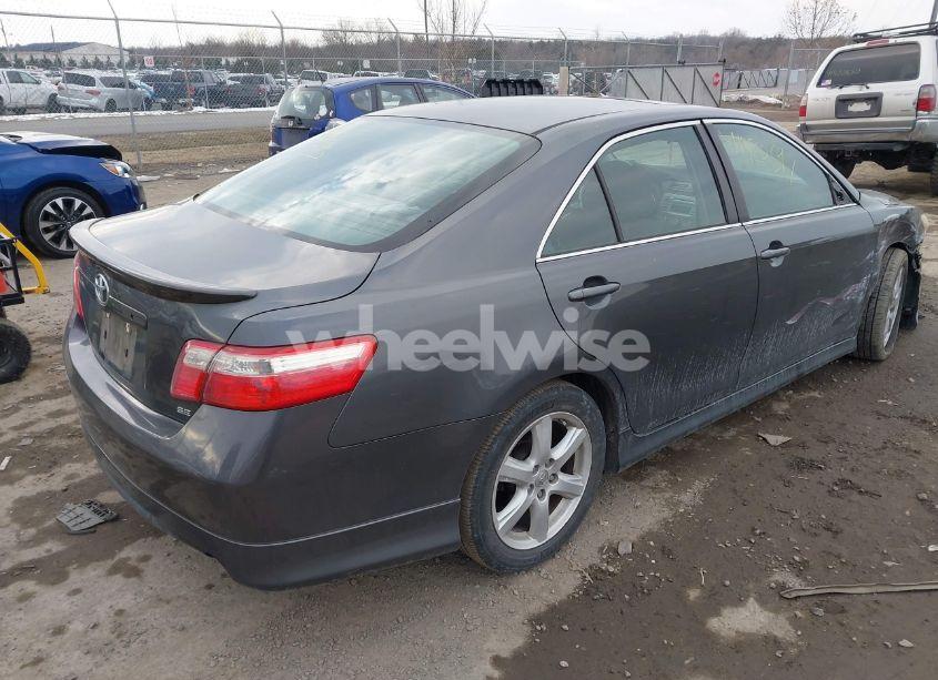 Photo 4 of 2007 Toyota Camry SE (VIN 4T1BE46K37U140391)
