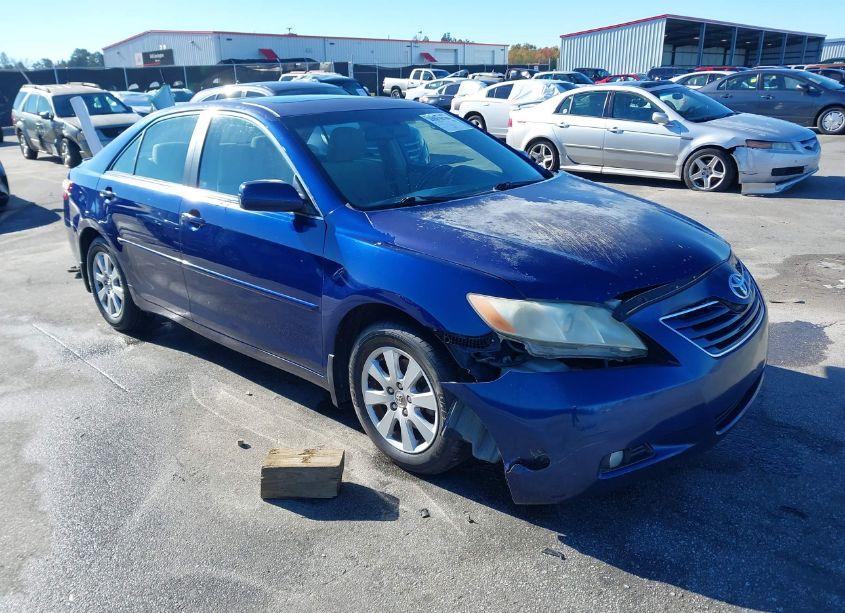2007 Toyota Camry XLE (VIN 4T1BE46K37U158504) main photo
