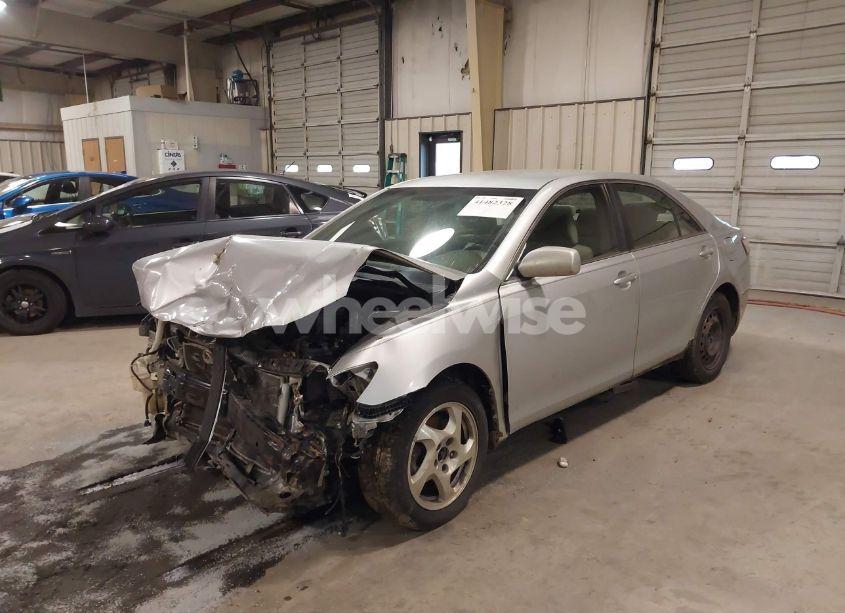 Photo 2 of 2007 Toyota Camry LE (VIN 4T1BE46K37U162536)