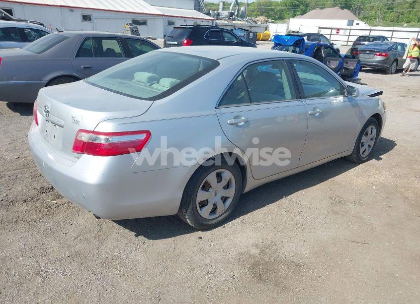 Photo 4 of 2007 Toyota Camry LE (VIN 4T1BE46K37U175805)