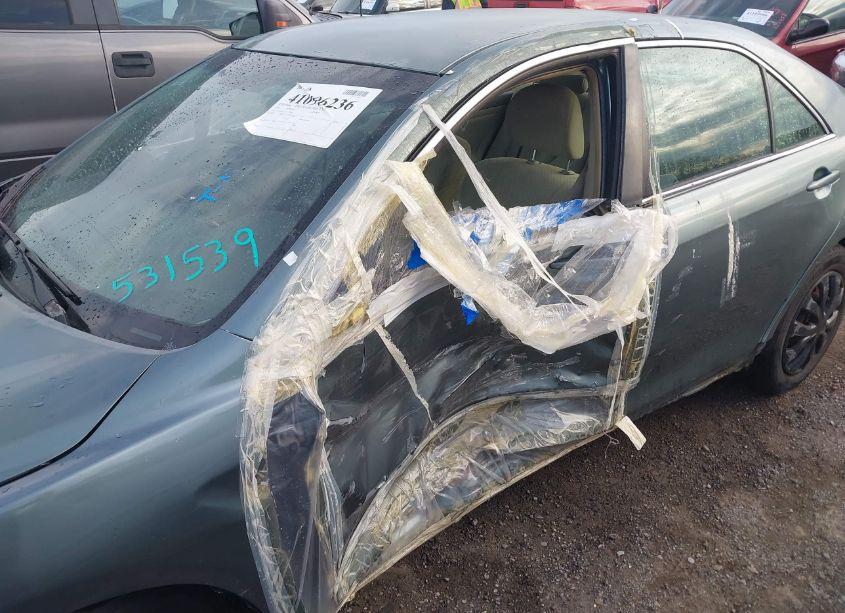 Photo 6 of 2007 Toyota Camry LE (VIN 4T1BE46K37U531539)