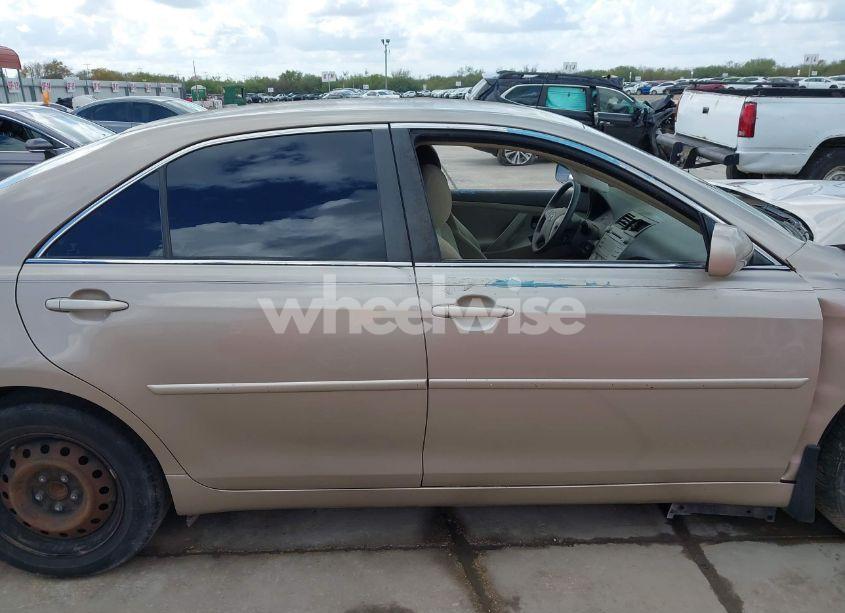 Photo 12 of 2007 Toyota Camry LE (VIN 4T1BE46K37U535414)