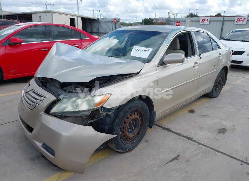 Photo 2 of 2007 Toyota Camry LE (VIN 4T1BE46K37U535414)