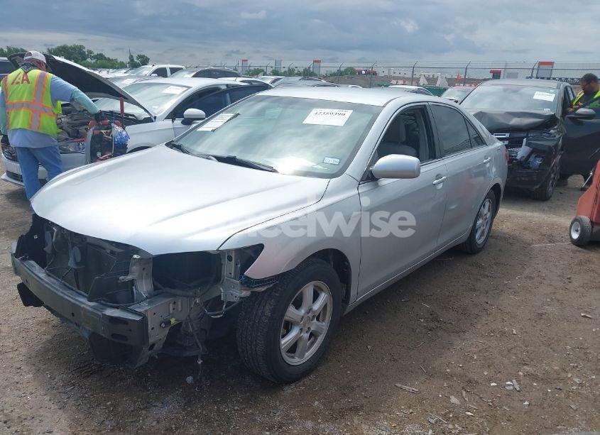 Photo 2 of 2007 Toyota Camry CE/LE/SE/XLE (VIN 4T1BE46K37U539074)