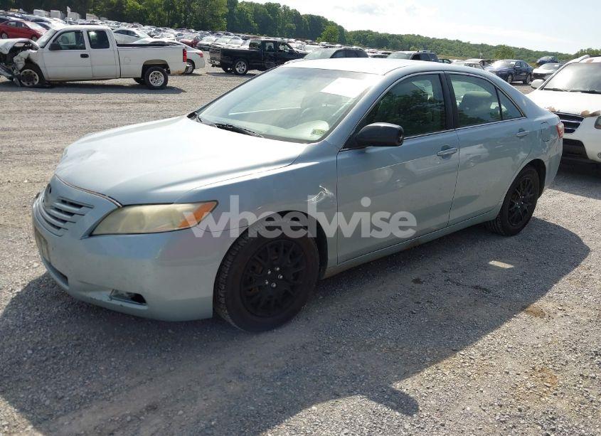 Photo 2 of 2007 Toyota Camry LE (VIN 4T1BE46K37U540743)