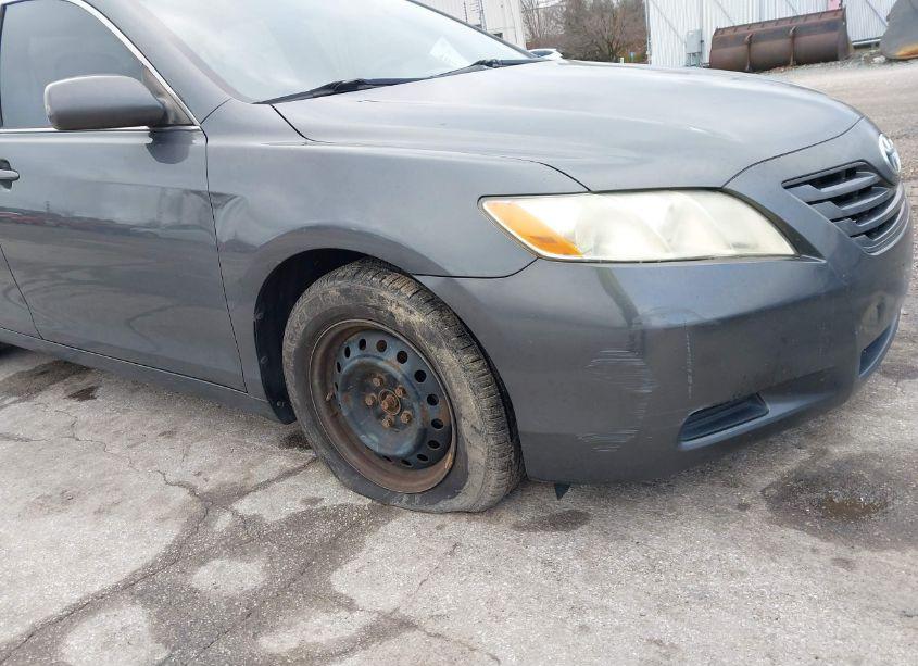 Photo 6 of 2007 Toyota Camry LE (VIN 4T1BE46K37U550124)