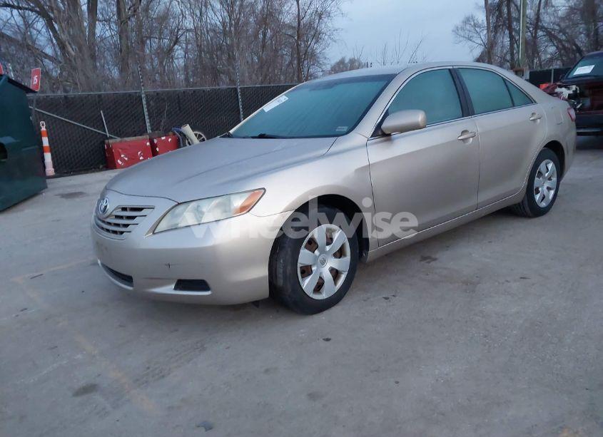 Photo 2 of 2007 Toyota Camry LE (VIN 4T1BE46K37U558305)