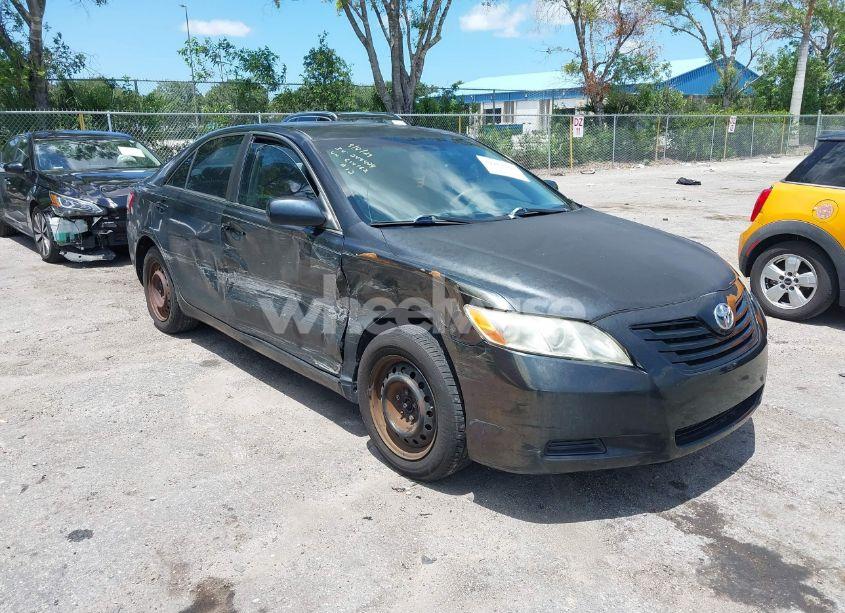 2007 Toyota Camry LE (VIN 4T1BE46K37U614162) main photo