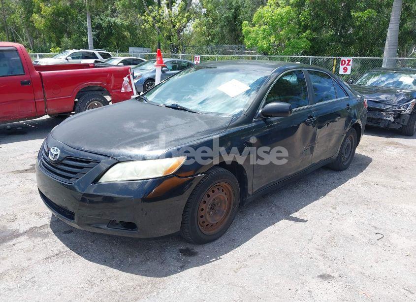 Photo 2 of 2007 Toyota Camry LE (VIN 4T1BE46K37U614162)