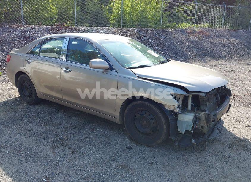 2007 Toyota Camry LE (VIN 4T1BE46K37U620981) main photo