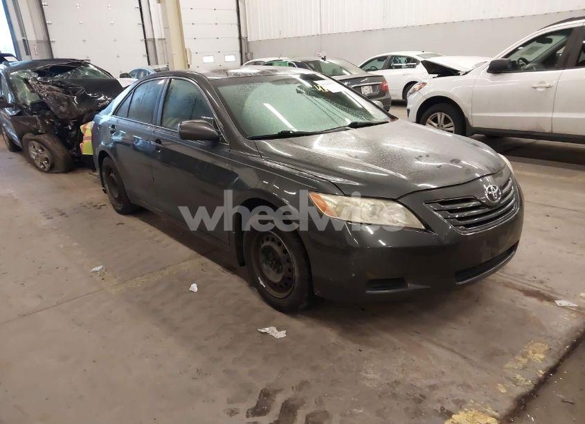 2007 Toyota Camry LE (VIN 4T1BE46K37U625274) main photo