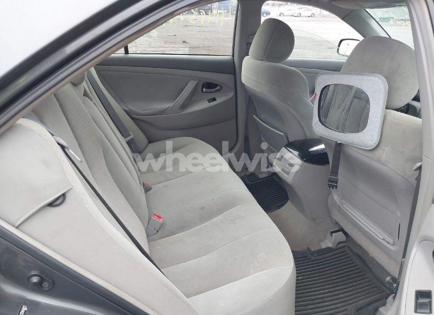 Photo 8 of 2007 Toyota Camry LE (VIN 4T1BE46K37U646013)