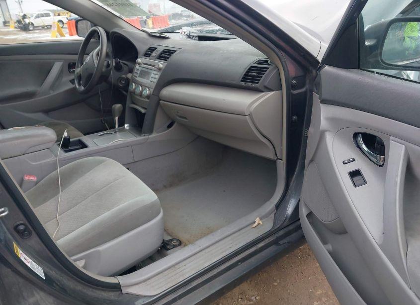 Photo 5 of 2007 Toyota Camry LE (VIN 4T1BE46K37U662938)