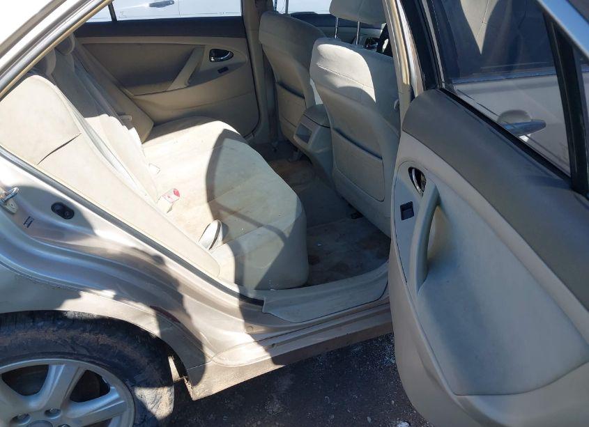 Photo 8 of 2007 Toyota Camry LE (VIN 4T1BE46K37U663281)