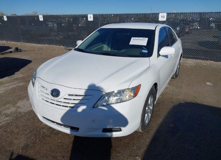 Photo 2 of 2007 Toyota Camry LE (VIN 4T1BE46K37U675527)