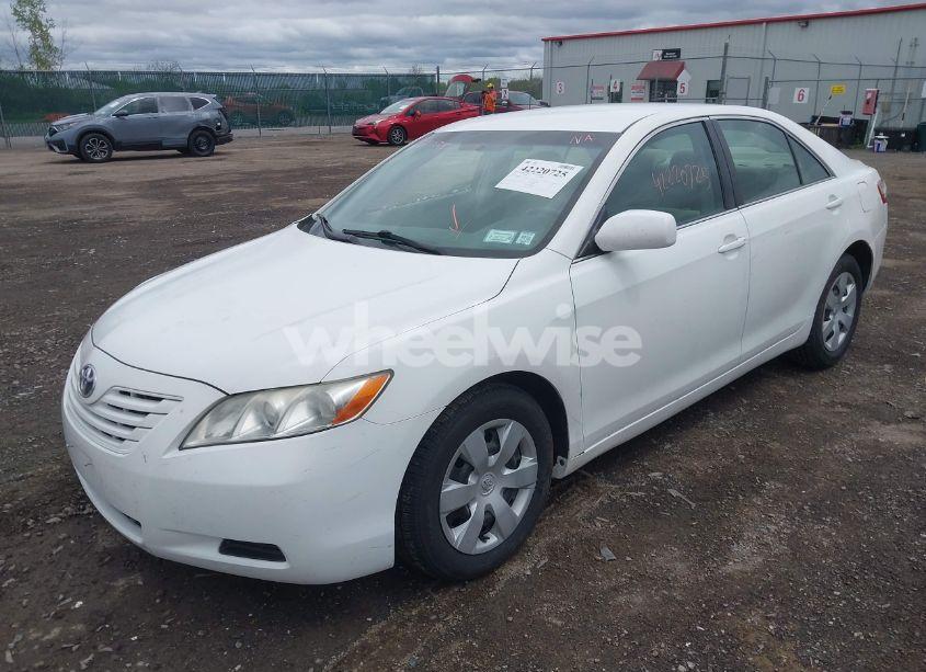 Photo 2 of 2007 Toyota Camry LE (VIN 4T1BE46K37U696202)