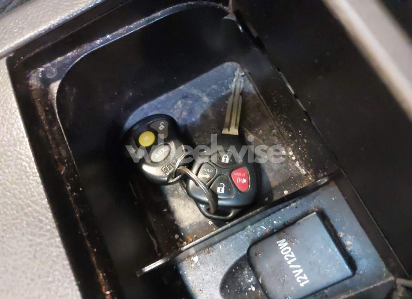 Photo 11 of 2008 Toyota Camry SE (VIN 4T1BE46K38U201837)