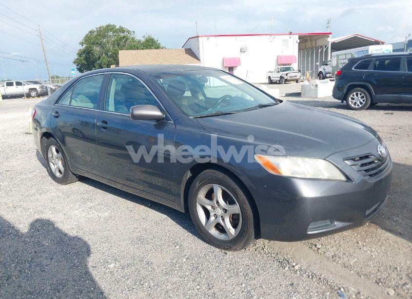 2008 Toyota Camry LE (VIN 4T1BE46K38U230898) main photo