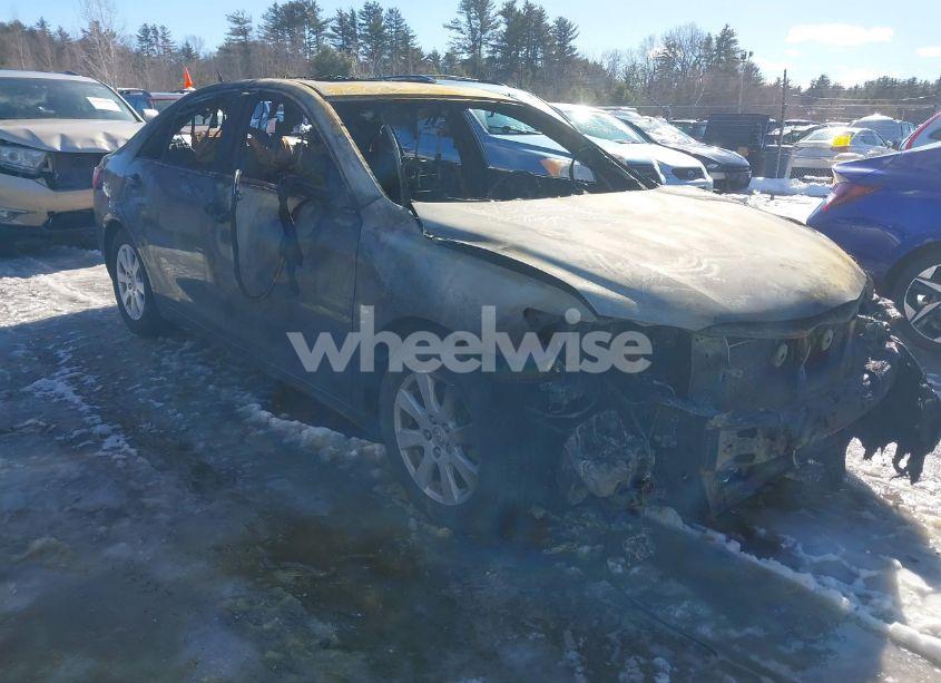 2008 Toyota Camry XLE (VIN 4T1BE46K38U252254) main photo
