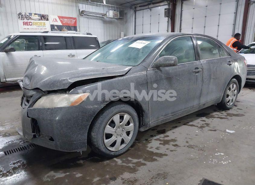 Photo 2 of 2008 Toyota Camry LE (VIN 4T1BE46K38U731189)