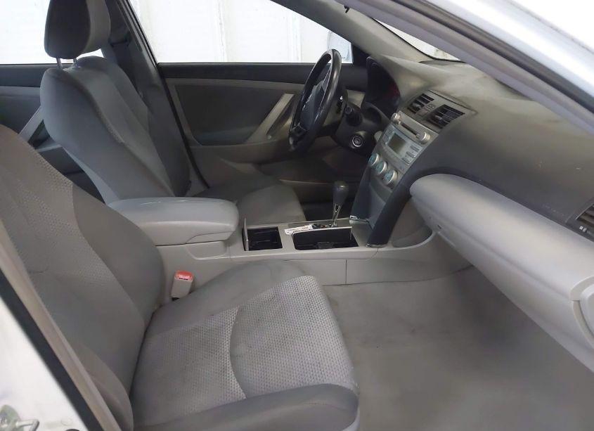 Photo 5 of 2008 Toyota Camry SE (VIN 4T1BE46K38U761471)