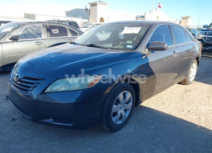 Photo 2 of 2008 Toyota Camry LE (VIN 4T1BE46K38U766511)