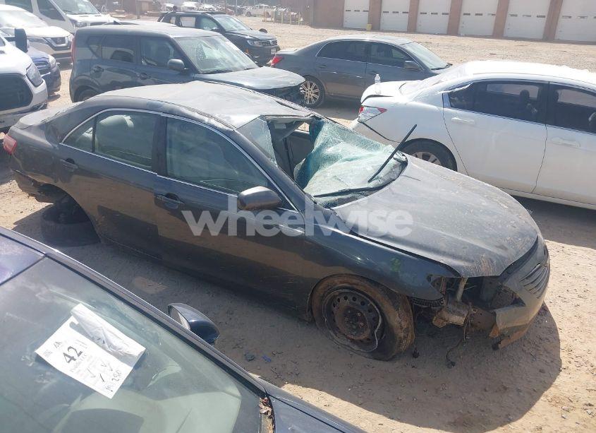 2008 Toyota Camry LE (VIN 4T1BE46K38U781557) main photo