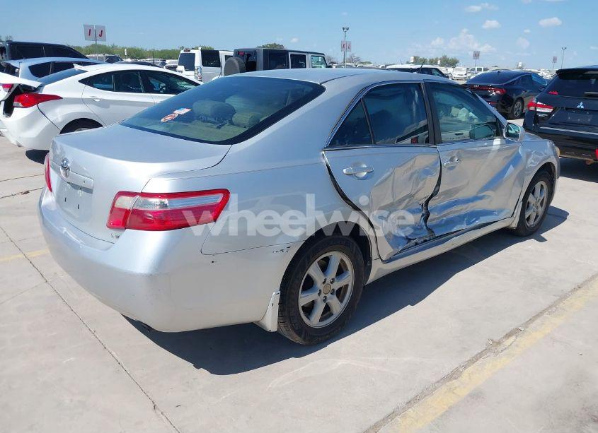 Photo 4 of 2009 Toyota Camry LE (VIN 4T1BE46K39U265474)