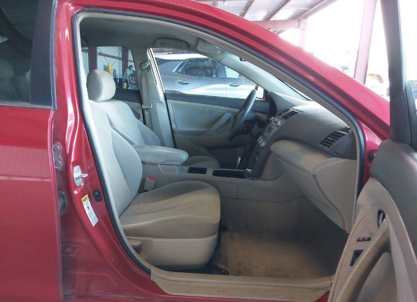 Photo 5 of 2009 Toyota Camry LE (VIN 4T1BE46K39U294053)