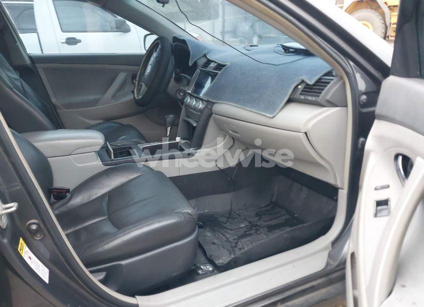 Photo 5 of 2009 Toyota Camry LE (VIN 4T1BE46K39U304712)