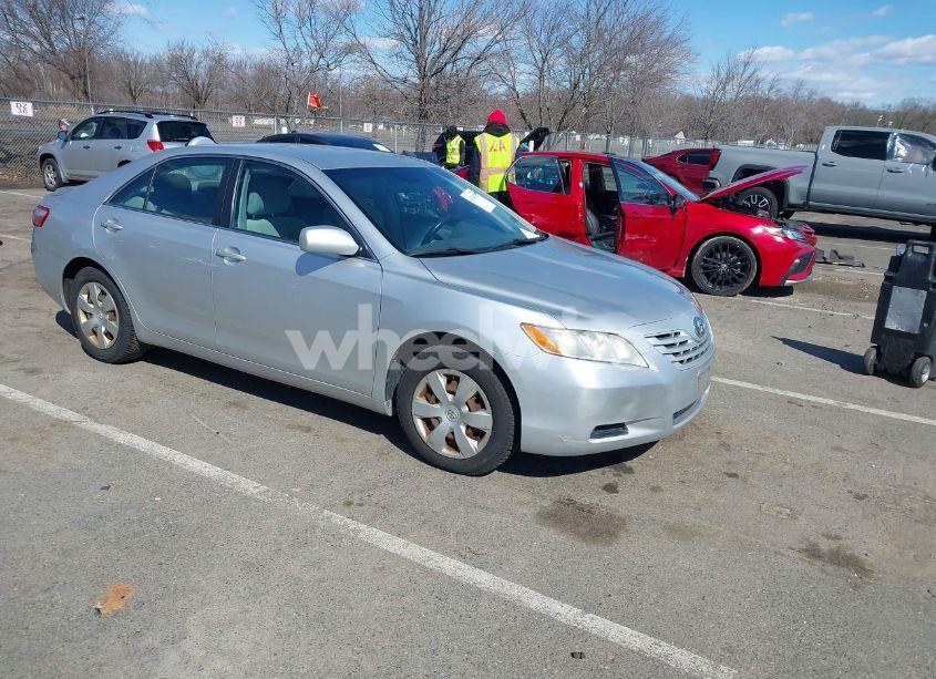 2009 Toyota Camry LE (VIN 4T1BE46K39U310476) main photo