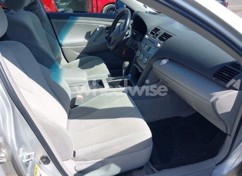 Photo 5 of 2009 Toyota Camry LE (VIN 4T1BE46K39U310476)