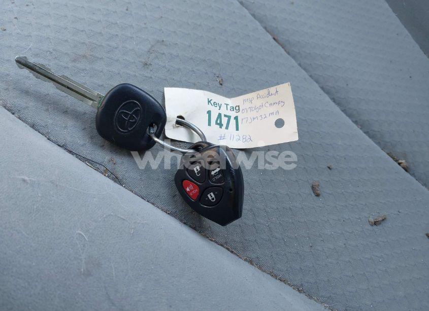 Photo 11 of 2009 Toyota Camry LE (VIN 4T1BE46K39U321154)