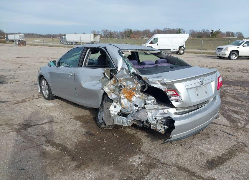 Photo 3 of 2009 Toyota Camry SE (VIN 4T1BE46K39U321803)