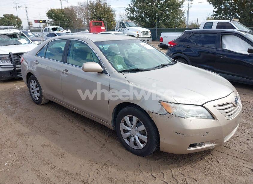2009 Toyota Camry LE (VIN 4T1BE46K39U338746) main photo