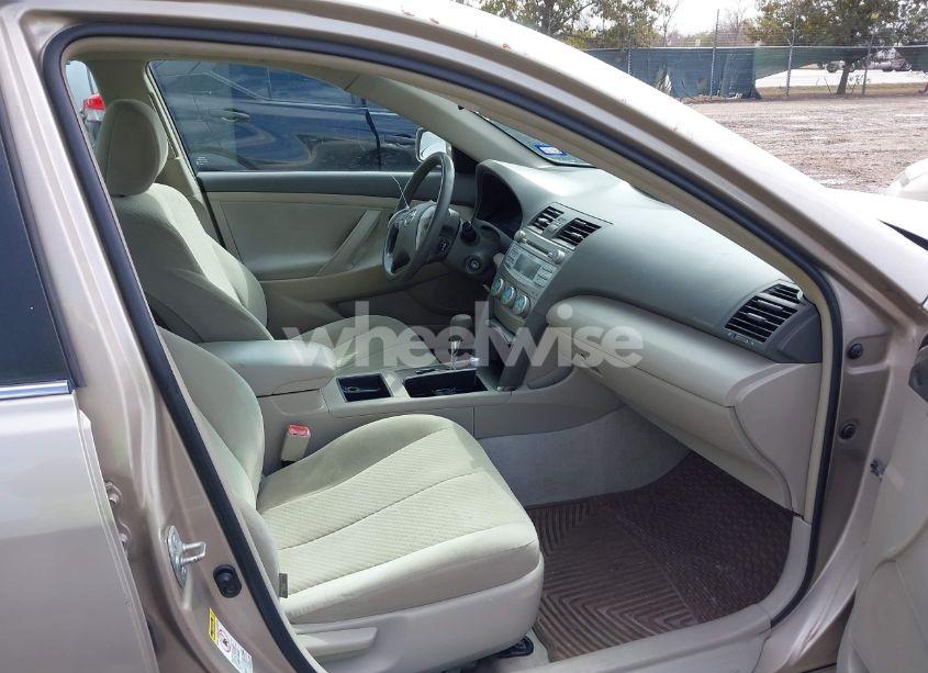 Photo 5 of 2009 Toyota Camry LE (VIN 4T1BE46K39U338746)