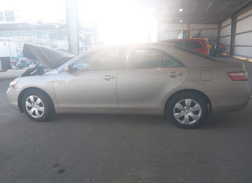 Photo 14 of 2009 Toyota Camry LE (VIN 4T1BE46K39U345048)