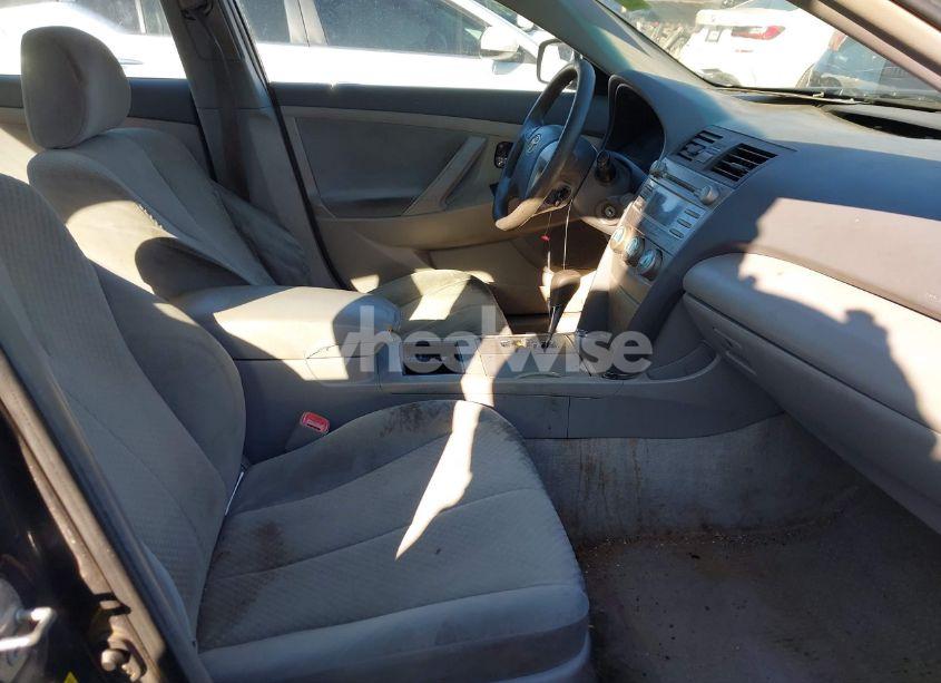 Photo 5 of 2009 Toyota Camry LE (VIN 4T1BE46K39U347950)