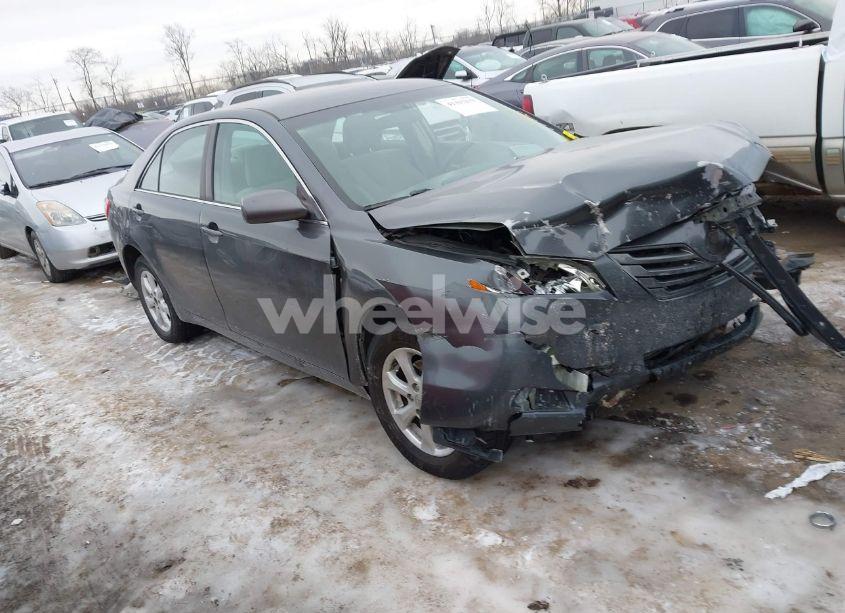 2009 Toyota Camry LE (VIN 4T1BE46K39U348130) main photo