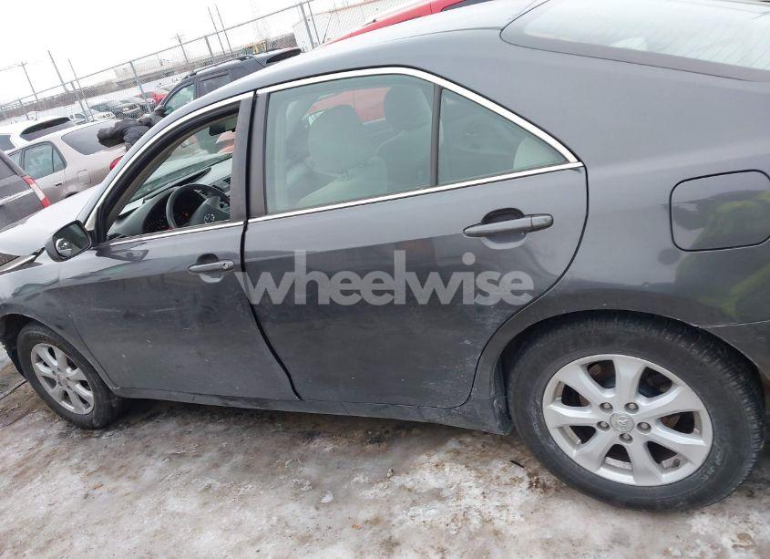 Photo 15 of 2009 Toyota Camry LE (VIN 4T1BE46K39U348130)