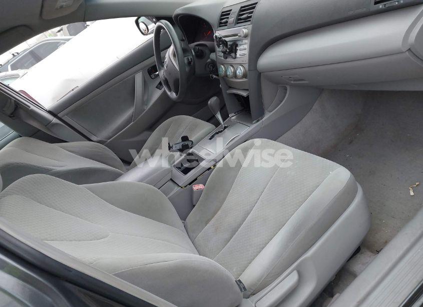 Photo 5 of 2009 Toyota Camry LE (VIN 4T1BE46K39U348130)