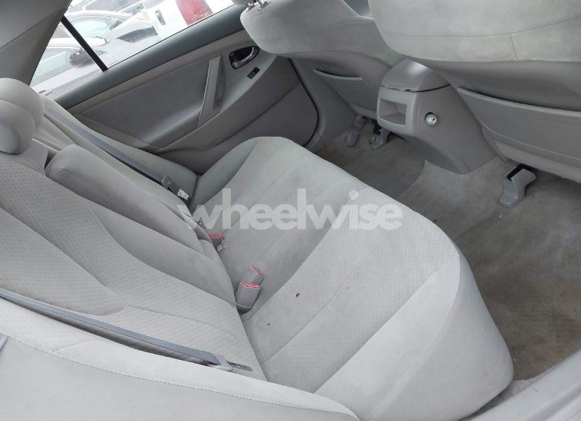 Photo 8 of 2009 Toyota Camry LE (VIN 4T1BE46K39U348130)
