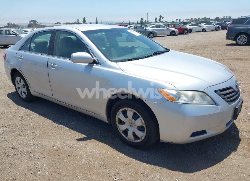 2009 Toyota Camry LE (VIN 4T1BE46K39U369172) main photo