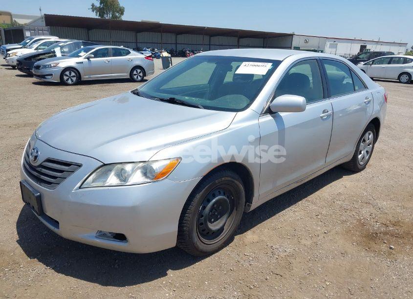 Photo 2 of 2009 Toyota Camry LE (VIN 4T1BE46K39U369172)