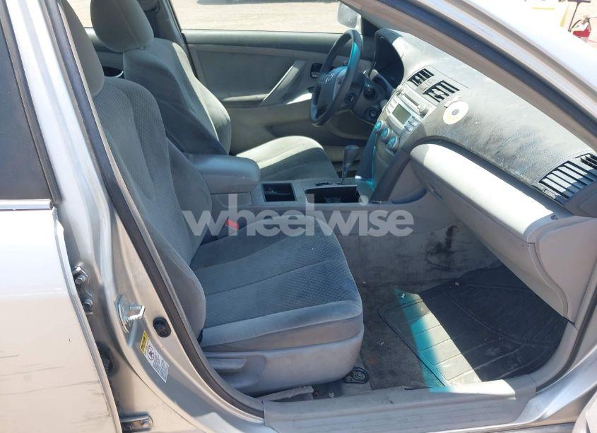 Photo 5 of 2009 Toyota Camry LE (VIN 4T1BE46K39U369172)