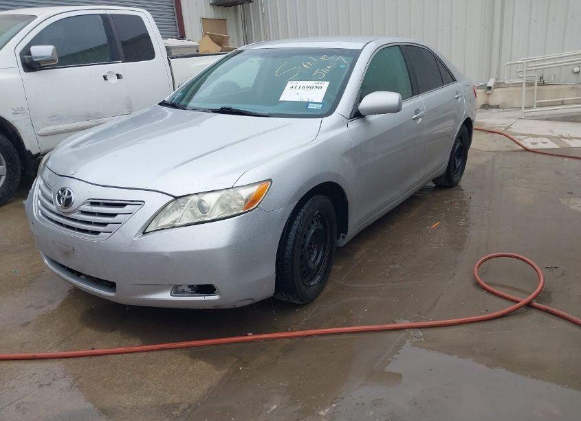 Photo 2 of 2009 Toyota Camry (VIN 4T1BE46K39U397506)
