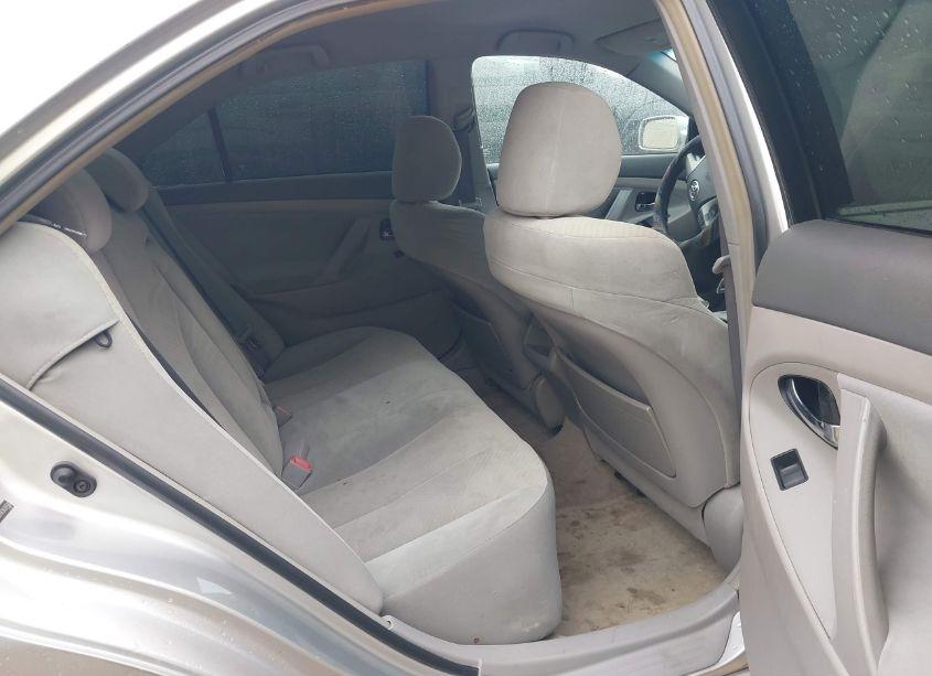 Photo 8 of 2009 Toyota Camry (VIN 4T1BE46K39U397506)