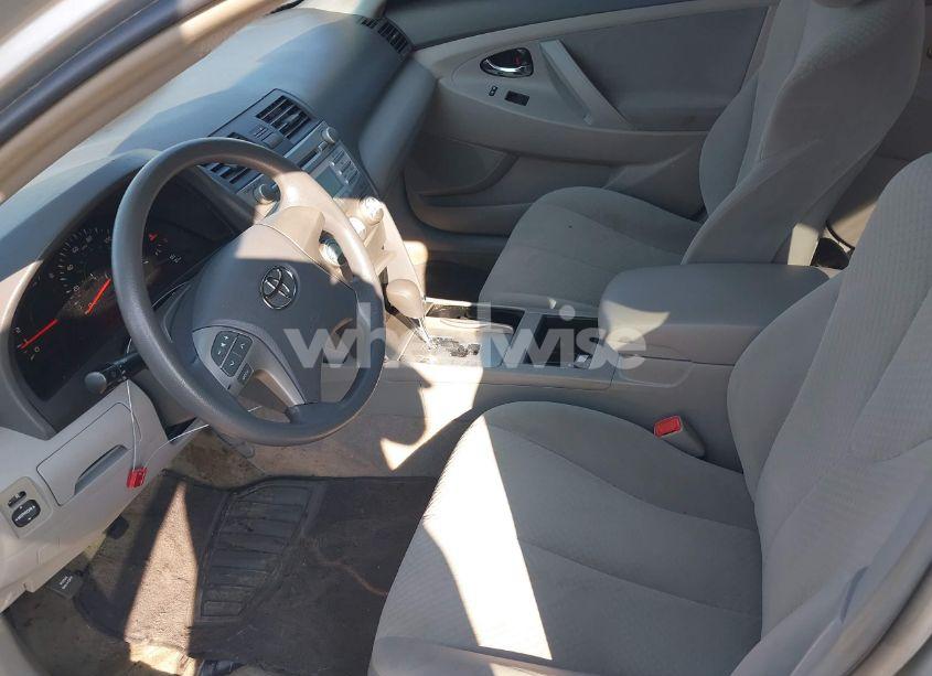 Photo 5 of 2009 Toyota Camry LE (VIN 4T1BE46K39U402378)